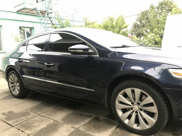 Синий Фольксваген Пассат СС, объемом двигателя 2 л и пробегом 194 тыс. км за 8100 $, фото 3 на Automoto.ua