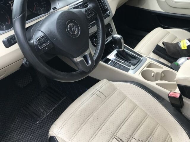 Синий Фольксваген Пассат СС, объемом двигателя 2 л и пробегом 194 тыс. км за 8100 $, фото 7 на Automoto.ua