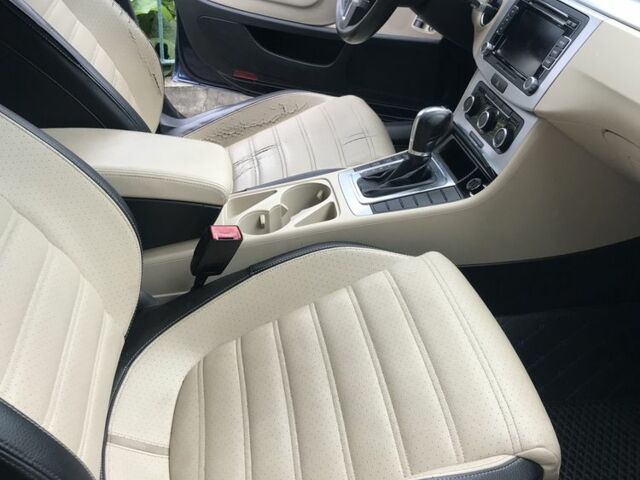 Синий Фольксваген Пассат СС, объемом двигателя 2 л и пробегом 194 тыс. км за 8100 $, фото 6 на Automoto.ua