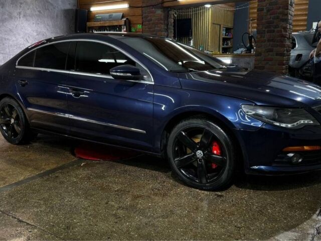 Синий Фольксваген Пассат СС, объемом двигателя 2 л и пробегом 241 тыс. км за 7000 $, фото 1 на Automoto.ua