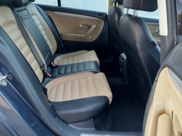 Синій Фольксваген Пассат СС, об'ємом двигуна 2 л та пробігом 160 тис. км за 9500 $, фото 22 на Automoto.ua