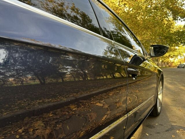 Синий Фольксваген Пассат СС, объемом двигателя 2 л и пробегом 178 тыс. км за 12700 $, фото 12 на Automoto.ua