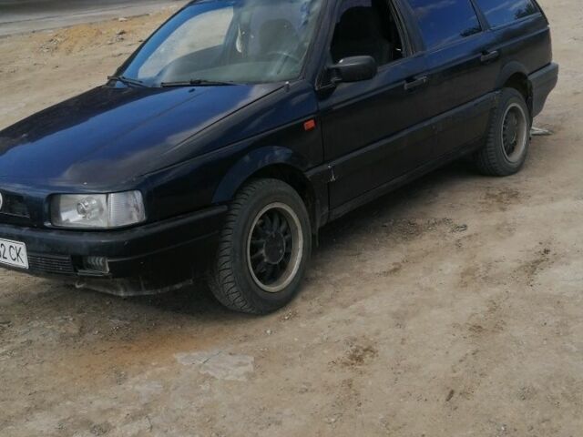 Синій Фольксваген Пассат СС, об'ємом двигуна 2 л та пробігом 100 тис. км за 1400 $, фото 3 на Automoto.ua