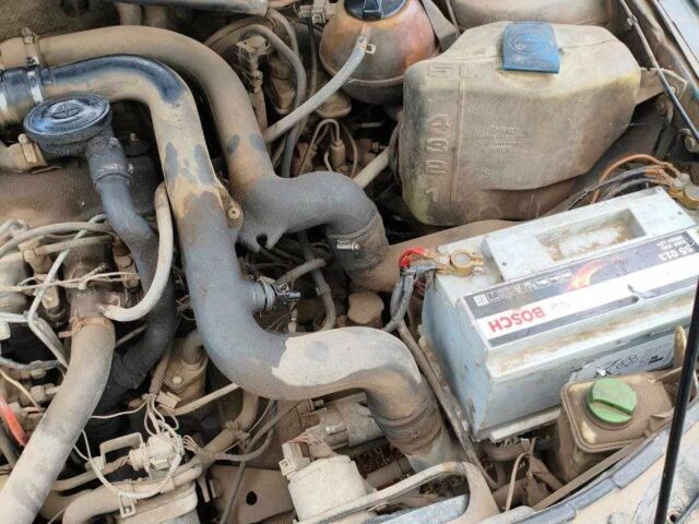 Синий Фольксваген Пассат СС, объемом двигателя 0 л и пробегом 200 тыс. км за 724 $, фото 5 на Automoto.ua