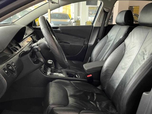 Синій Фольксваген Пассат СС, об'ємом двигуна 2 л та пробігом 340 тис. км за 5600 $, фото 8 на Automoto.ua