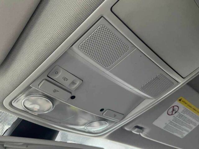 Синій Фольксваген Пассат СС, об'ємом двигуна 2 л та пробігом 340 тис. км за 5600 $, фото 16 на Automoto.ua