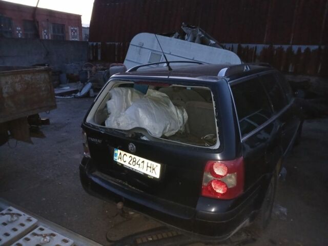 Синий Фольксваген Пассат СС, объемом двигателя 2 л и пробегом 200 тыс. км за 1700 $, фото 6 на Automoto.ua