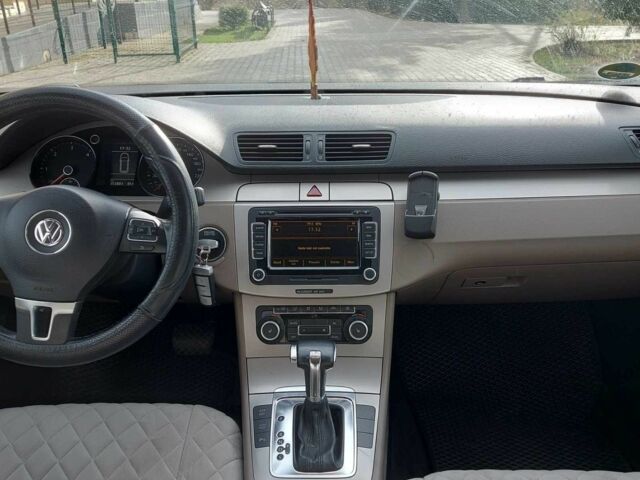 Синий Фольксваген Пассат СС, объемом двигателя 2 л и пробегом 320 тыс. км за 6950 $, фото 15 на Automoto.ua