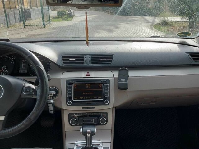 Синий Фольксваген Пассат СС, объемом двигателя 2 л и пробегом 320 тыс. км за 6950 $, фото 11 на Automoto.ua