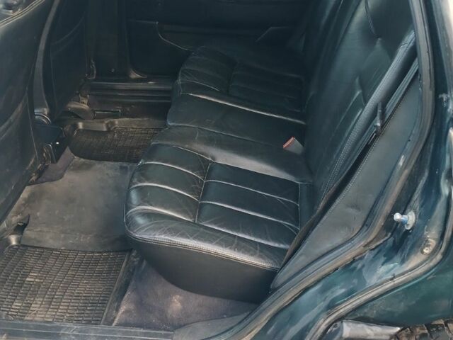 Зеленый Фольксваген Пассат СС, объемом двигателя 2.8 л и пробегом 300 тыс. км за 1900 $, фото 3 на Automoto.ua