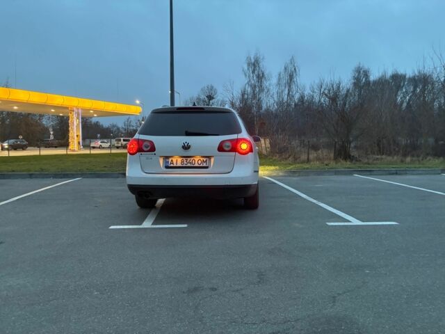 Білий Фольксваген Пассат Варіант, об'ємом двигуна 2 л та пробігом 360 тис. км за 8600 $, фото 4 на Automoto.ua