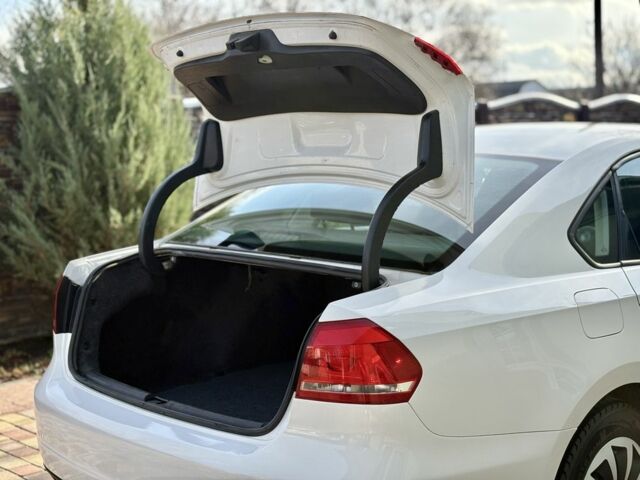 Белый Фольксваген Пассат Вариант, объемом двигателя 1.8 л и пробегом 207 тыс. км за 8290 $, фото 18 на Automoto.ua