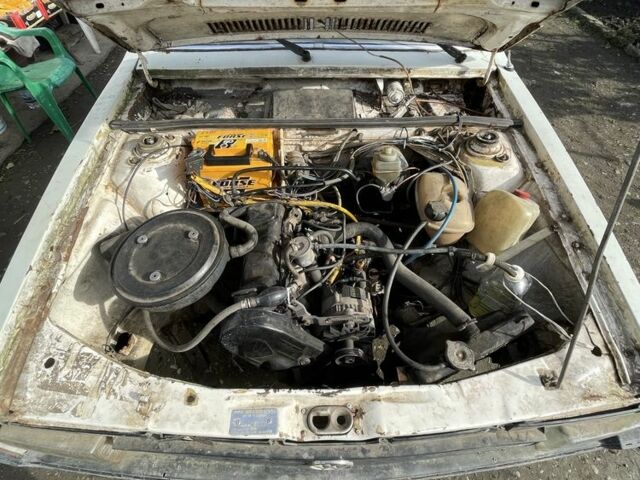 Фольксваген Пассат Вариант 1979 в Черновцах на Automoto.ua Белый Фольксваген Пассат Вариант, объемом двигателя 0 л и пробегом 650 тыс. км за 550 $, фото 6 на Automoto.ua