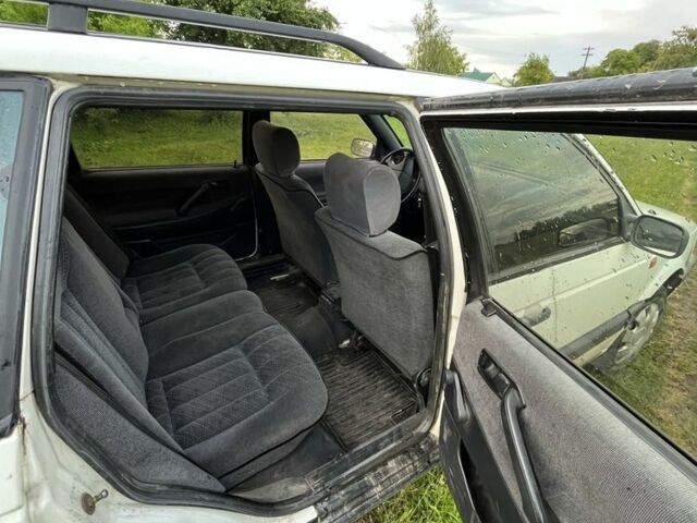 Белый Фольксваген Пассат Вариант, объемом двигателя 1.6 л и пробегом 440 тыс. км за 1300 $, фото 9 на Automoto.ua