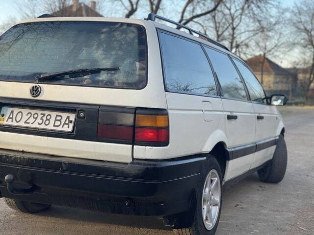 Білий Фольксваген Пассат Варіант, об'ємом двигуна 1.6 л та пробігом 35 тис. км за 1500 $, фото 3 на Automoto.ua