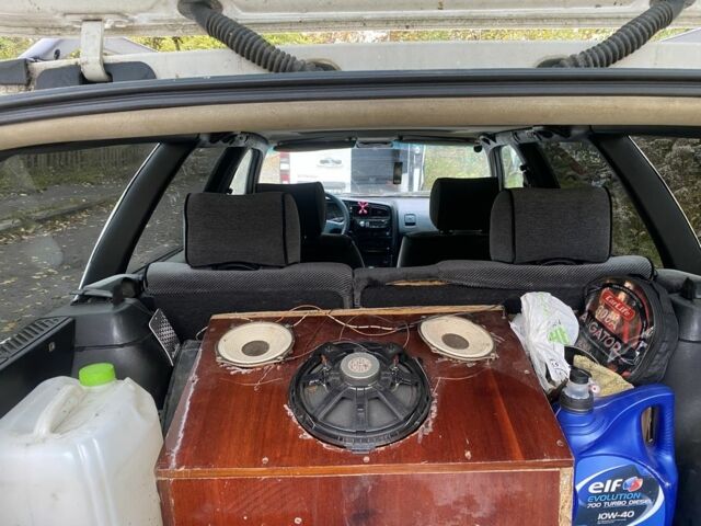 Фольксваген Пассат Вариант 1989 в Львове на Automoto.ua Белый Фольксваген Пассат Вариант, объемом двигателя 1.9 л и пробегом 250 тыс. км за 1000 $, фото 6 на Automoto.ua