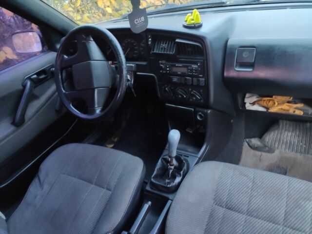 Фольксваген Пассат Вариант 1990 в Дубно на Automoto.ua Белый Фольксваген Пассат Вариант, объемом двигателя 1.8 л и пробегом 250 тыс. км за 1250 $, фото 2 на Automoto.ua