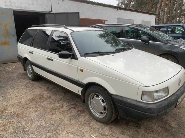 Білий Фольксваген Пассат Варіант, об'ємом двигуна 1.8 л та пробігом 431 тис. км за 3000 $, фото 2 на Automoto.ua