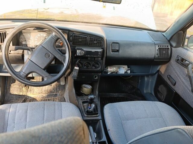 Белый Фольксваген Пассат Вариант, объемом двигателя 1.8 л и пробегом 285 тыс. км за 1150 $, фото 3 на Automoto.ua