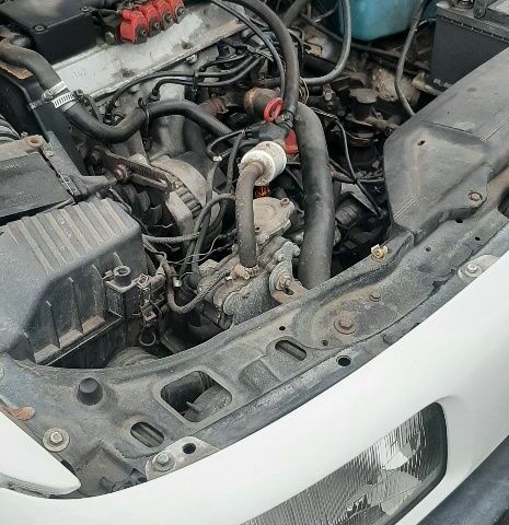 Белый Фольксваген Пассат Вариант, объемом двигателя 2 л и пробегом 220 тыс. км за 1067 $, фото 2 на Automoto.ua