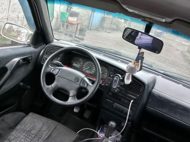 Белый Фольксваген Пассат Вариант, объемом двигателя 2 л и пробегом 300 тыс. км за 2300 $, фото 7 на Automoto.ua