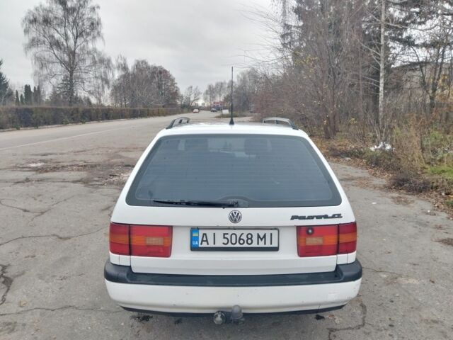 Білий Фольксваген Пассат Варіант, об'ємом двигуна 1.8 л та пробігом 531 тис. км за 2000 $, фото 17 на Automoto.ua