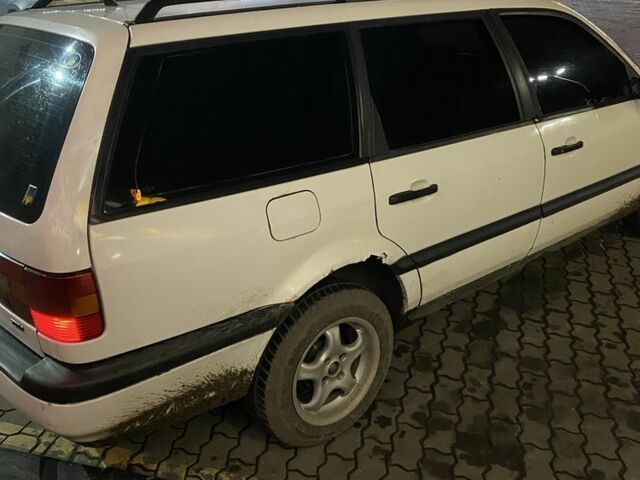 Белый Фольксваген Пассат Вариант, объемом двигателя 1.9 л и пробегом 440 тыс. км за 2600 $, фото 3 на Automoto.ua