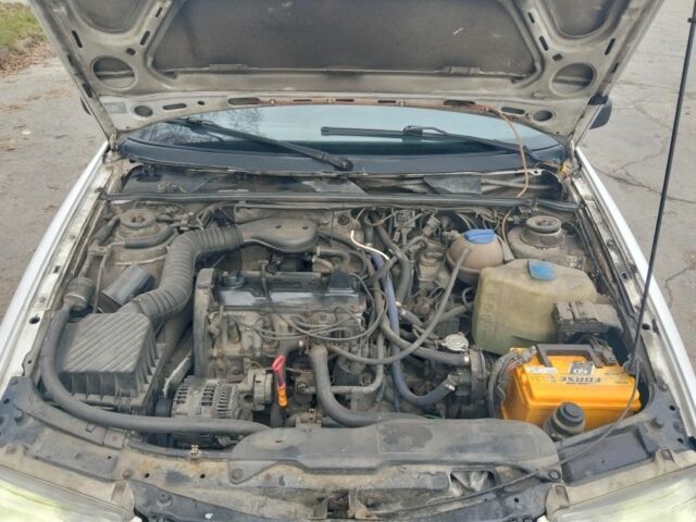 Білий Фольксваген Пассат Варіант, об'ємом двигуна 1.8 л та пробігом 531 тис. км за 2000 $, фото 16 на Automoto.ua