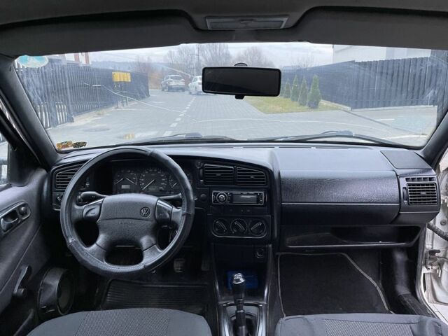 Білий Фольксваген Пассат Варіант, об'ємом двигуна 1.8 л та пробігом 354 тис. км за 1499 $, фото 18 на Automoto.ua