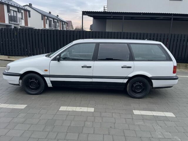 Білий Фольксваген Пассат Варіант, об'ємом двигуна 1.8 л та пробігом 354 тис. км за 1499 $, фото 7 на Automoto.ua