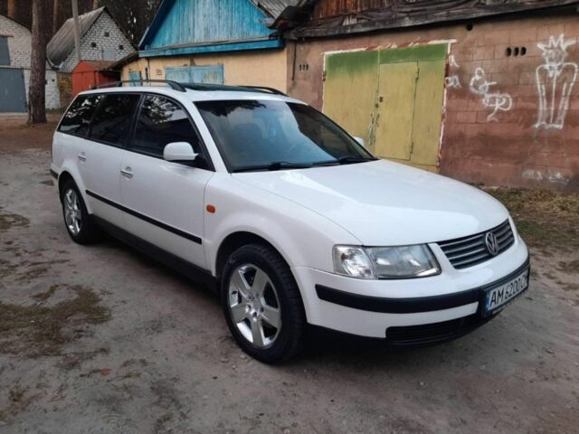 Белый Фольксваген Пассат Вариант, объемом двигателя 1.6 л и пробегом 458 тыс. км за 3700 $, фото 8 на Automoto.ua