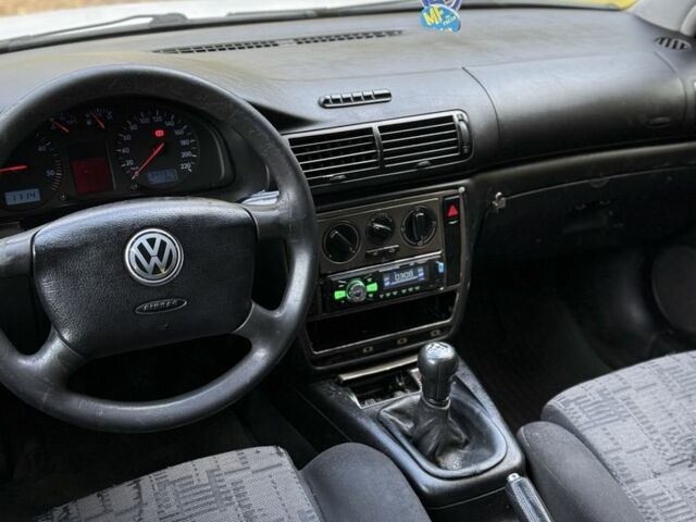 Білий Фольксваген Пассат Варіант, об'ємом двигуна 1.9 л та пробігом 300 тис. км за 1950 $, фото 8 на Automoto.ua