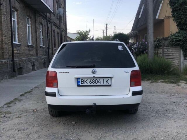 Білий Фольксваген Пассат Варіант, об'ємом двигуна 1.9 л та пробігом 350 тис. км за 3900 $, фото 4 на Automoto.ua