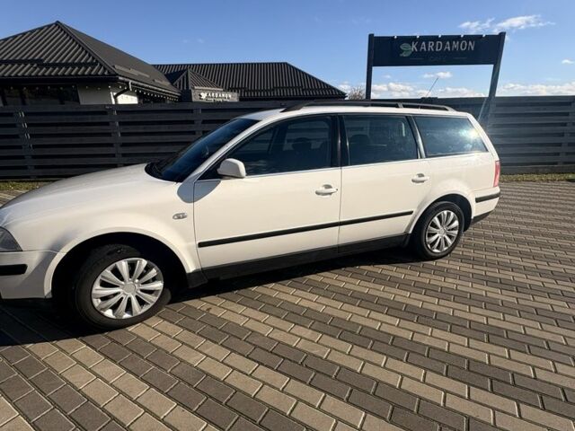 Фольксваген Пассат Вариант 2001 в Киеве на Automoto.ua Белый Фольксваген Пассат Вариант, объемом двигателя 2 л и пробегом 286 тыс. км за 3950 $, фото 1 на Automoto.ua