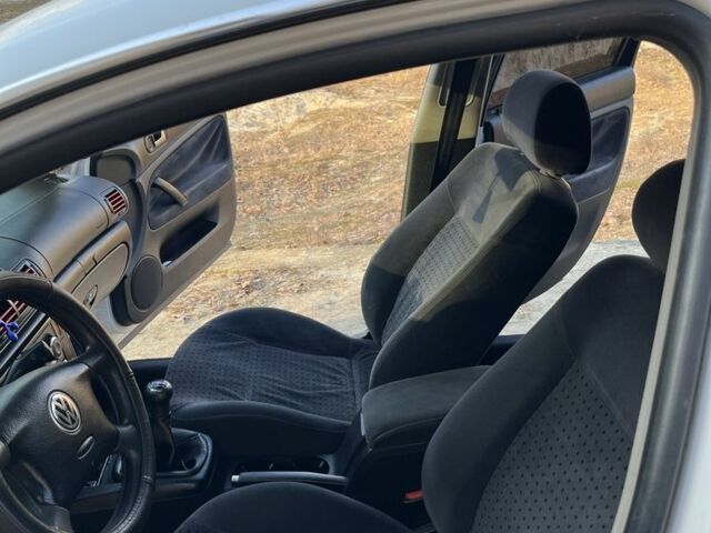 Білий Фольксваген Пассат Варіант, об'ємом двигуна 1.9 л та пробігом 279 тис. км за 4100 $, фото 11 на Automoto.ua