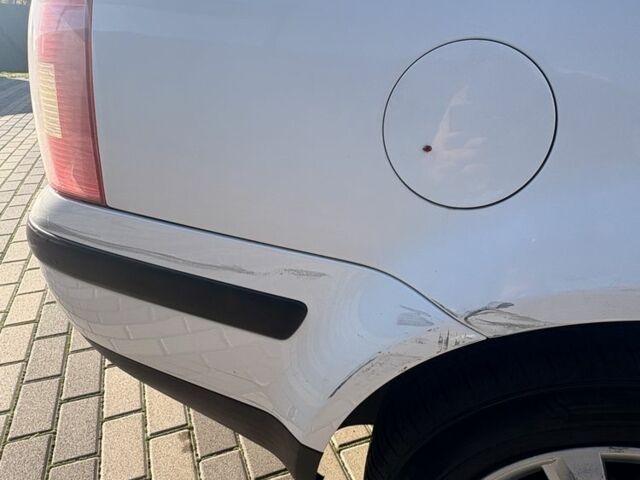 Фольксваген Пассат Вариант 2001 в Киеве на Automoto.ua Белый Фольксваген Пассат Вариант, объемом двигателя 2 л и пробегом 286 тыс. км за 3950 $, фото 7 на Automoto.ua