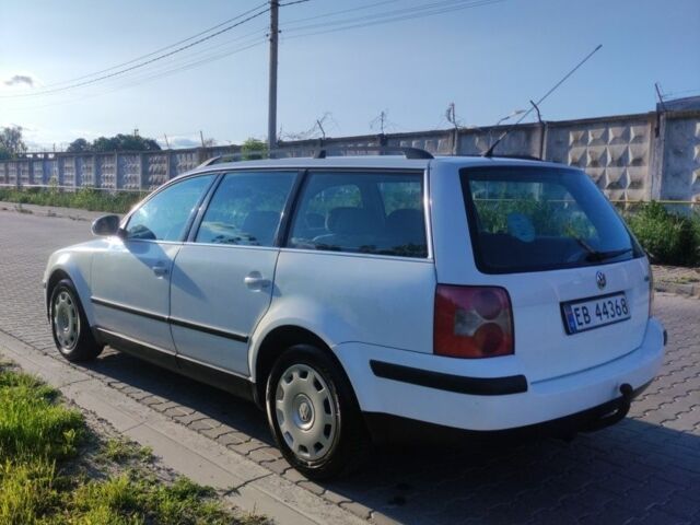 Белый Фольксваген Пассат Вариант, объемом двигателя 0 л и пробегом 333 тыс. км за 2000 $, фото 4 на Automoto.ua