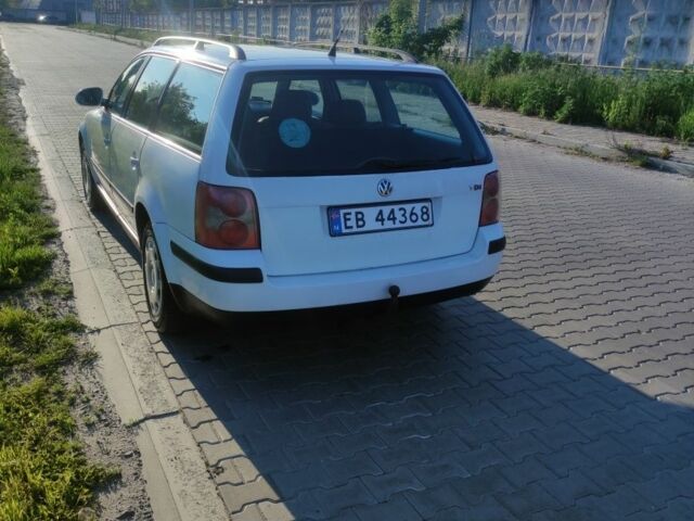 Белый Фольксваген Пассат Вариант, объемом двигателя 0 л и пробегом 333 тыс. км за 2000 $, фото 5 на Automoto.ua