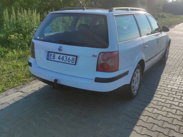 Белый Фольксваген Пассат Вариант, объемом двигателя 0 л и пробегом 333 тыс. км за 2000 $, фото 6 на Automoto.ua