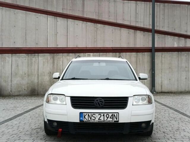 Белый Фольксваген Пассат Вариант, объемом двигателя 1.9 л и пробегом 310 тыс. км за 2250 $, фото 2 на Automoto.ua