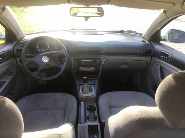 Белый Фольксваген Пассат Вариант, объемом двигателя 0 л и пробегом 333 тыс. км за 2000 $, фото 17 на Automoto.ua