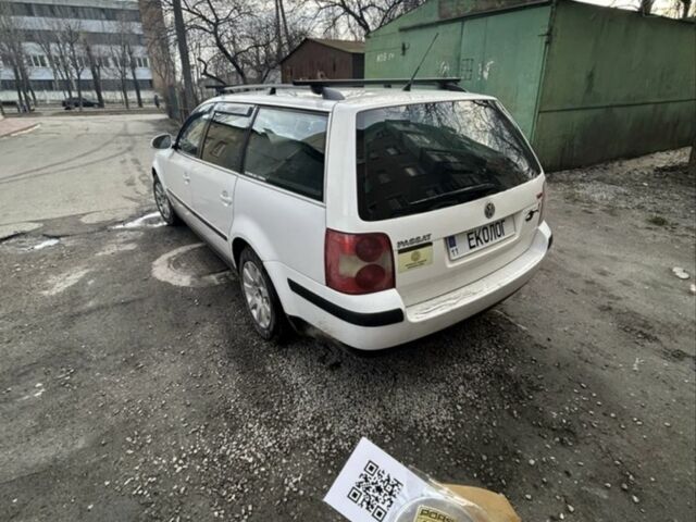 Белый Фольксваген Пассат Вариант, объемом двигателя 1.9 л и пробегом 435 тыс. км за 4700 $, фото 1 на Automoto.ua