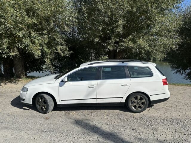 Фольксваген Пассат Вариант 2006 в Умани на Automoto.ua Белый Фольксваген Пассат Вариант, объемом двигателя 2 л и пробегом 333 тыс. км за 3900 $, фото 2 на Automoto.ua