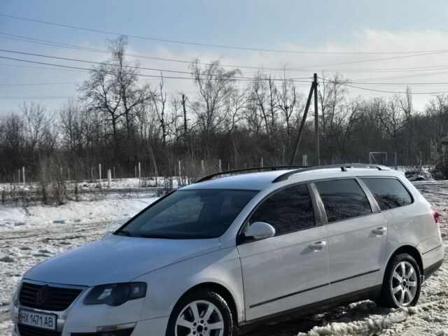 Білий Фольксваген Пассат Варіант, об'ємом двигуна 2 л та пробігом 321 тис. км за 4900 $, фото 2 на Automoto.ua