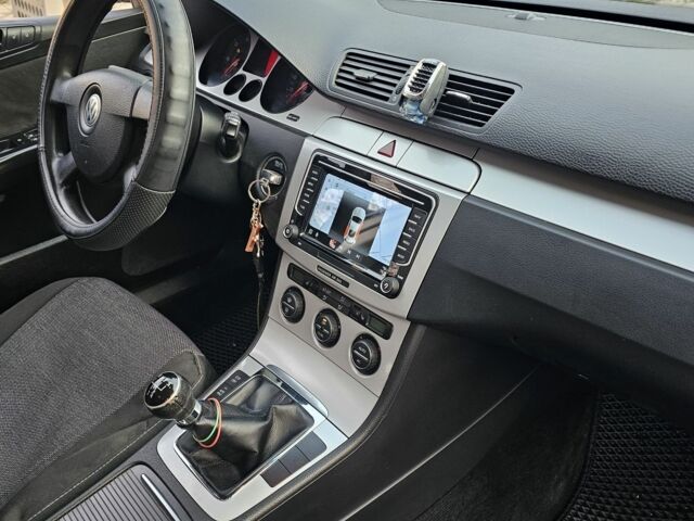 Білий Фольксваген Пассат Варіант, об'ємом двигуна 1.9 л та пробігом 287 тис. км за 5700 $, фото 5 на Automoto.ua