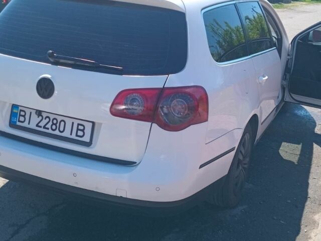 Белый Фольксваген Пассат Вариант, объемом двигателя 1.4 л и пробегом 231 тыс. км за 5300 $, фото 2 на Automoto.ua