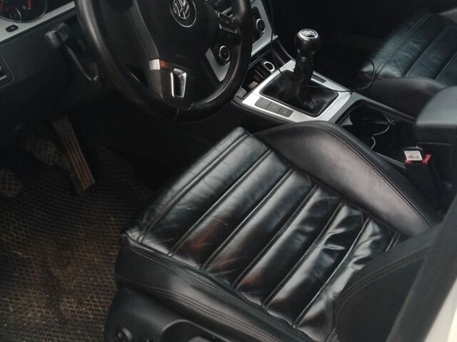 Белый Фольксваген Пассат Вариант, объемом двигателя 1.4 л и пробегом 231 тыс. км за 5300 $, фото 4 на Automoto.ua