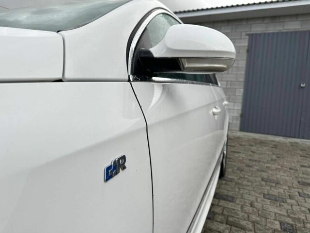 Белый Фольксваген Пассат Вариант, объемом двигателя 1.4 л и пробегом 300 тыс. км за 4800 $, фото 3 на Automoto.ua