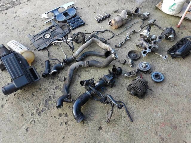 Белый Фольксваген Пассат Вариант, объемом двигателя 1.4 л и пробегом 250 тыс. км за 750 $, фото 12 на Automoto.ua