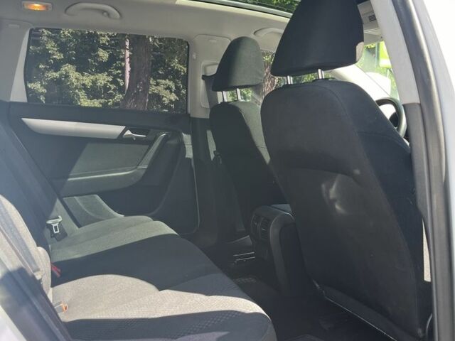 Фольксваген Пассат Вариант 2011 в Хмельницком на Automoto.ua Белый Фольксваген Пассат Вариант, объемом двигателя 2 л и пробегом 288 тыс. км за 7800 $, фото 15 на Automoto.ua